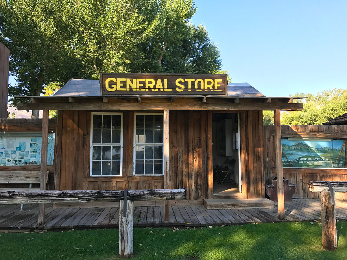 Browns-Town-Campground-General-Store